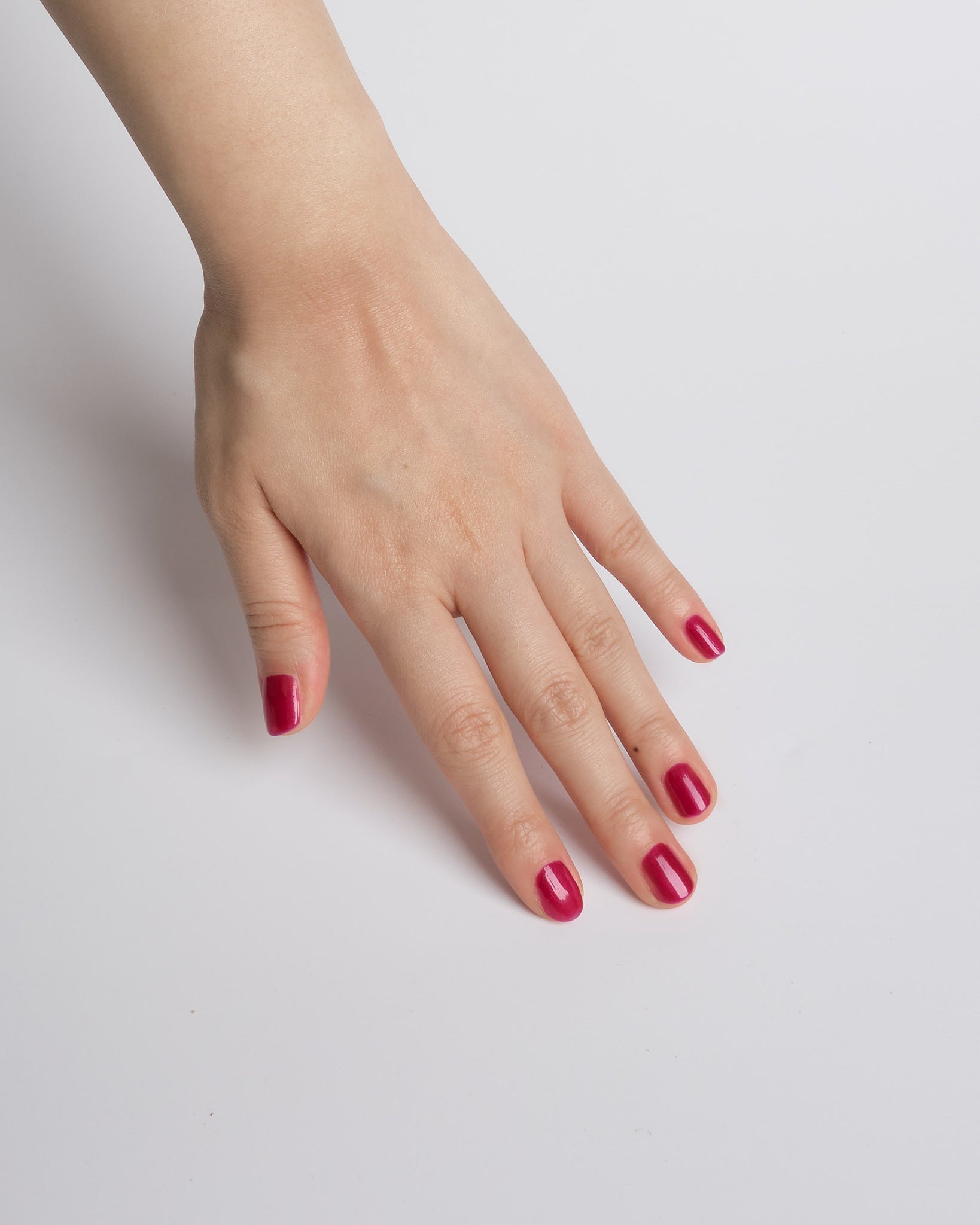 C13 Red Diffusion • WATERBASED NAIL COLOUR